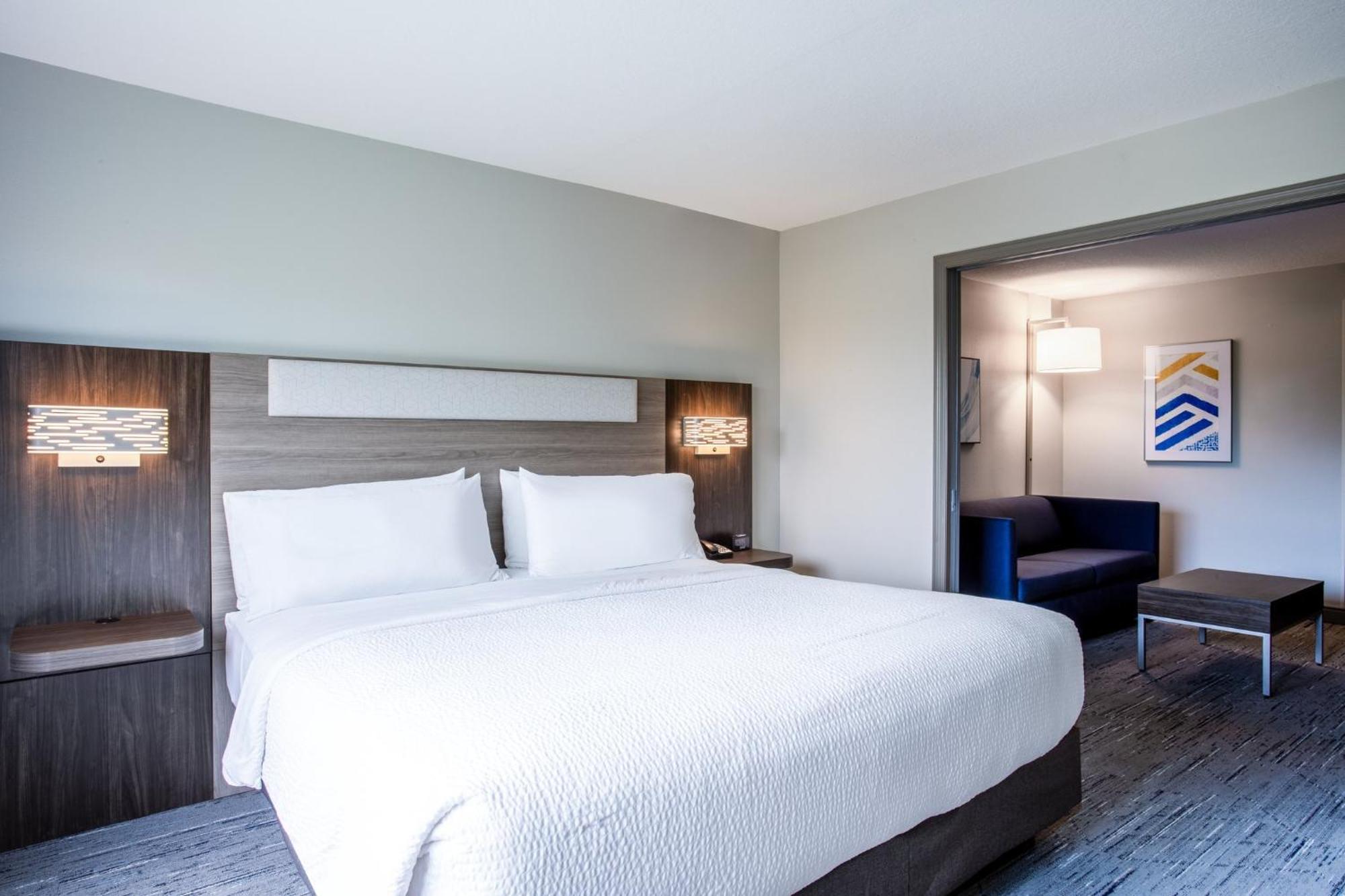 Holiday Inn Express & Suites Bradenton East-Lakewood Ranch By Ihg Exterior foto